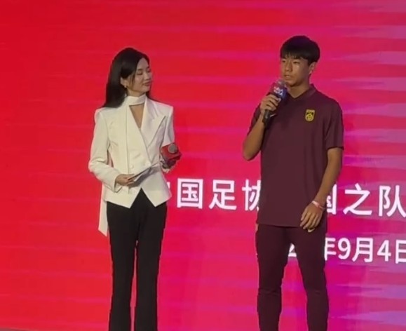 周雨诺:亚洲杯学会了如何直面遗憾,希望世少赛发挥出最好水平
